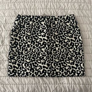Kendall & Kylie Black and White Mini Skirt